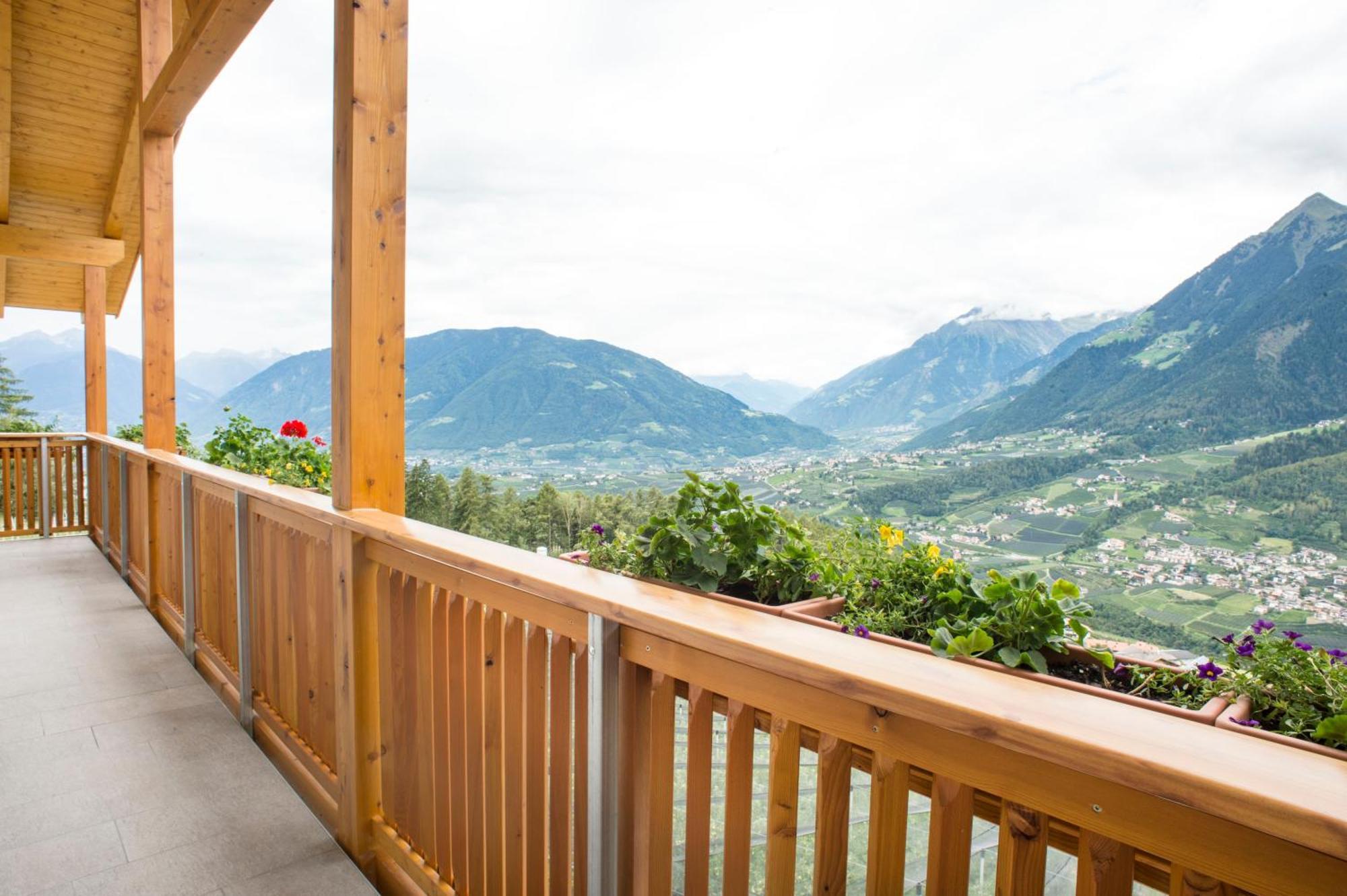 Pruensterhof Schenna Apartment ภายนอก รูปภาพ
