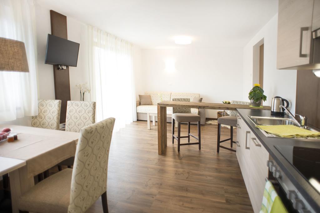 Pruensterhof Schenna Apartment ภายนอก รูปภาพ